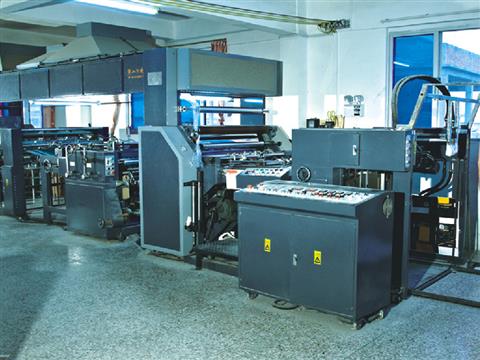 自動(dòng)復(fù)膜機(jī)